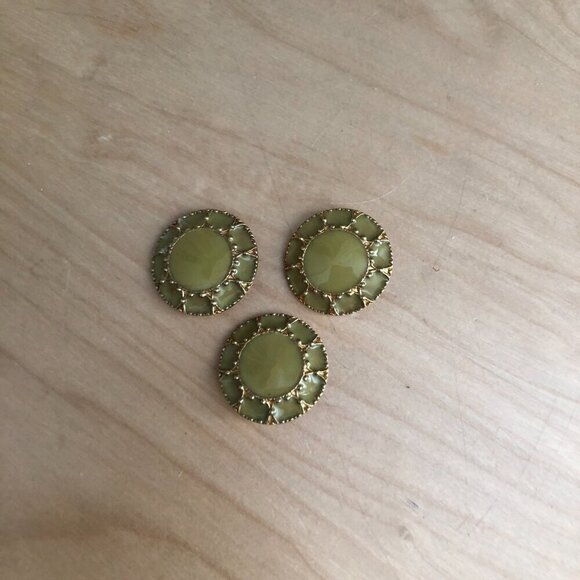 St. John Enameled Gold Replacement Buttons - Lot of 3 NEW - Picture 2 of 4